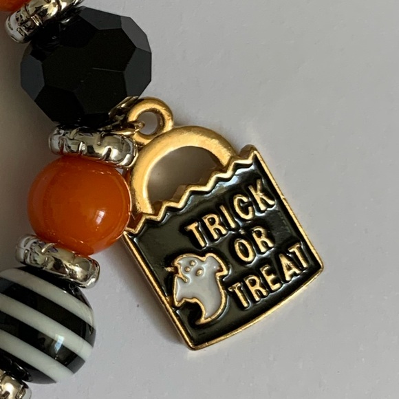 Halloween Beaded Stretchy Charm Bracelet - Picture 3 of 9